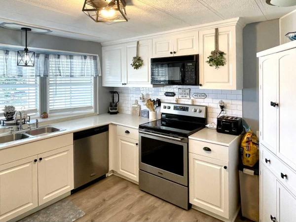 1980 Manufactured Home