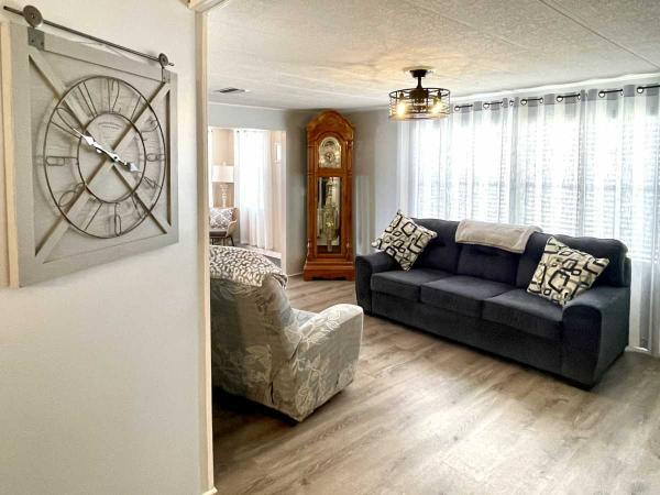 1980 Manufactured Home