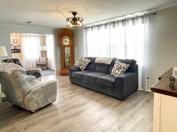 1980 Manufactured Home