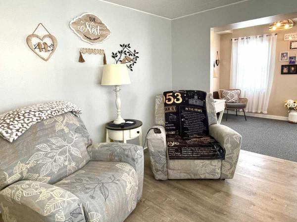 1980 Manufactured Home