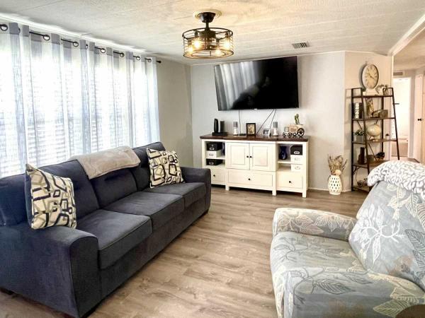 1980 Manufactured Home