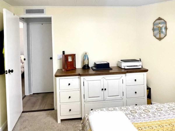 1980 Manufactured Home