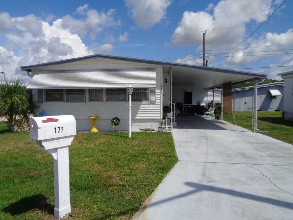 Photo 1 of 2 of home located at 173 Jeff St. Lakeland, FL 33815