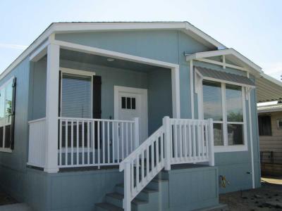 Photo 4 of 19 of home located at 10965 Glenoaks Blvd #553 Pacoima, CA 91331