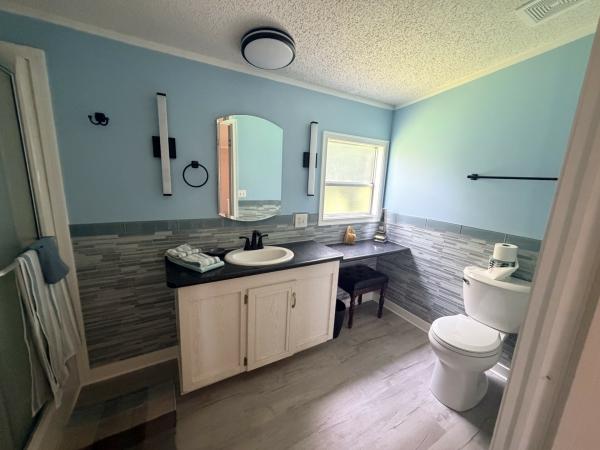 2002 Homes of Merit A1662Y Mobile Home