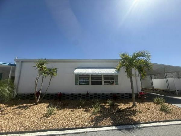 Photo 1 of 2 of home located at 1375 Pasadena Ave. S., #324 South Pasadena, FL 33707