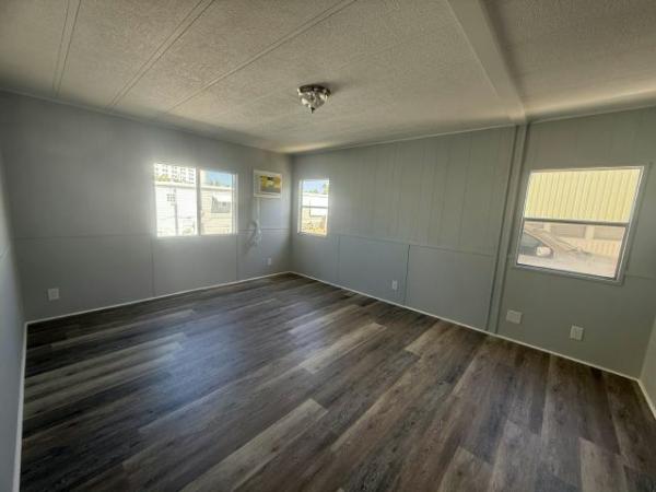 1981 SKYLINE Manufactured Home