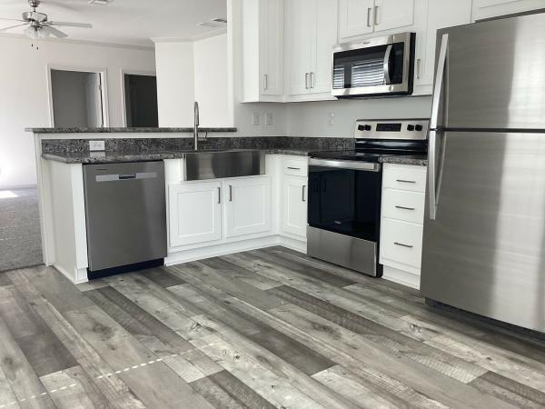 2023 Skyline 5029 W/PORCH Mobile Home