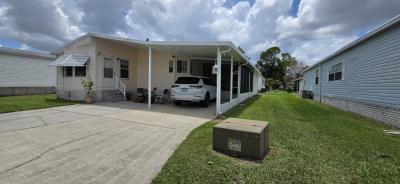 Photo 2 of 15 of home located at 5546 Bonita Road Orlando, FL 32822