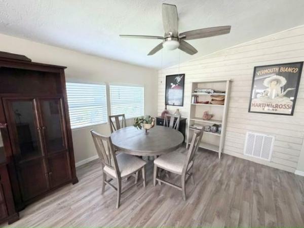 1988 PALM Manufactured Home