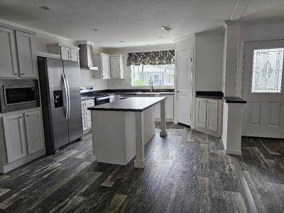 Photo 3 of 16 of home located at 214 Belleza Blvd Edgewater, FL 32141