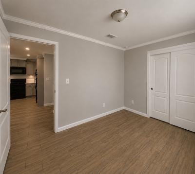 Photo 3 of 13 of home located at 1306 Everglades Circle Apopka, FL 32703