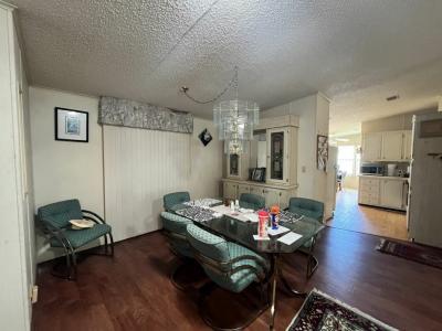 Photo 4 of 20 of home located at 7003 King Palm Court Ellenton, FL 34222