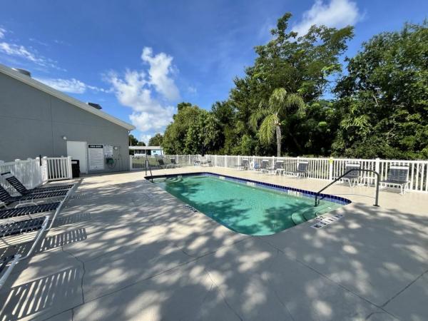 1990 Palm Harbor N/A Mobile Home
