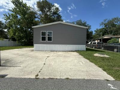 Photo 3 of 17 of home located at 10201 W Beaver St #229 Jacksonville, FL 32220