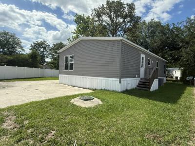 Photo 5 of 17 of home located at 10201 W Beaver St #229 Jacksonville, FL 32220