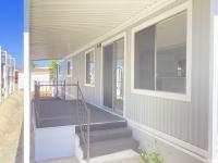 1972 HILLCREST - Mobile Home