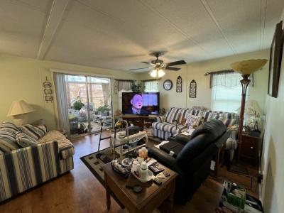 Photo 3 of 20 of home located at 110 Pine Tree Drive Leesburg, FL 34788