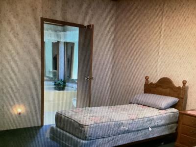Photo 5 of 23 of home located at 265 Piedmont Dr. SE Grand Rapids, MI 49548