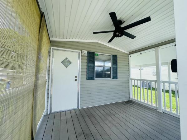 2013 Nobility Bungalow w/porch Mobile Home