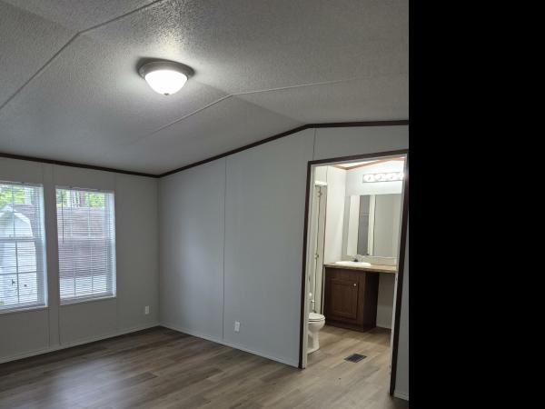 2012 CLAYTON 18 22BLR16682AH12  Home