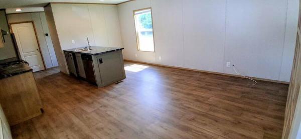 2022 76CEJ16663AH22  Home