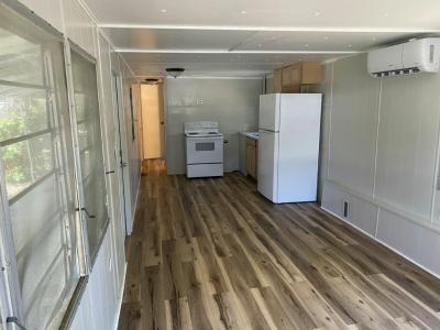 Photo 2 of 6 of home located at 7 Eustis Road Mount Dora, FL 32757