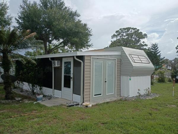 1984 COACH Mobile Home For Sale