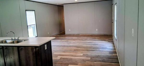 2022 170PX16763A  Home