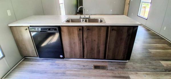 2022 170PX16763A  Home