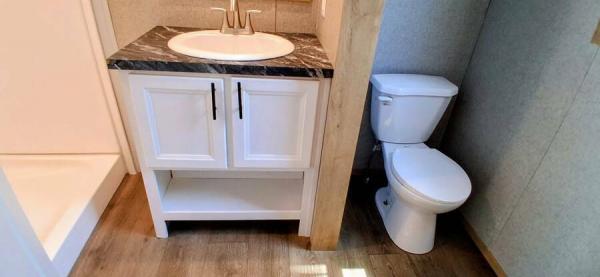 2023 76CEJ16663AH23  Home
