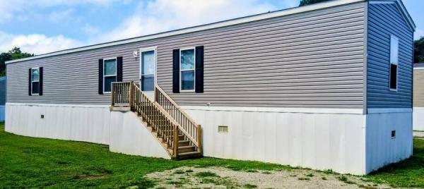 2023 170PXPHOENIX16763A  Home