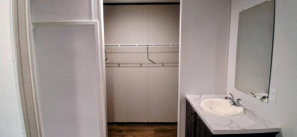 2023 170PXPHOENIX16763A  Home
