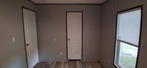 2023 170PXPHOENIX16763A  Home
