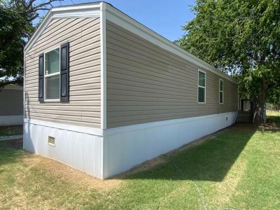 Photo 4 of 18 of home located at 23 Thaten Drive Wichita Falls, TX 76306
