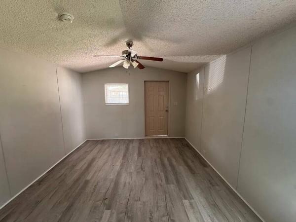 2020 580BE443XHE30054G  Home