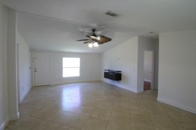 Photo 3 of 16 of home located at 1806 NW 21st Terrace #364 Boynton Beach, FL 33436