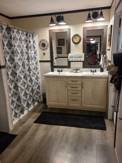 Photo 3 of 17 of home located at 8816 Wallstreet Dr Indianapolis, IN 46234