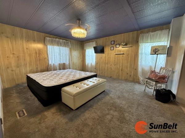 1983 PALM Manufactured Home