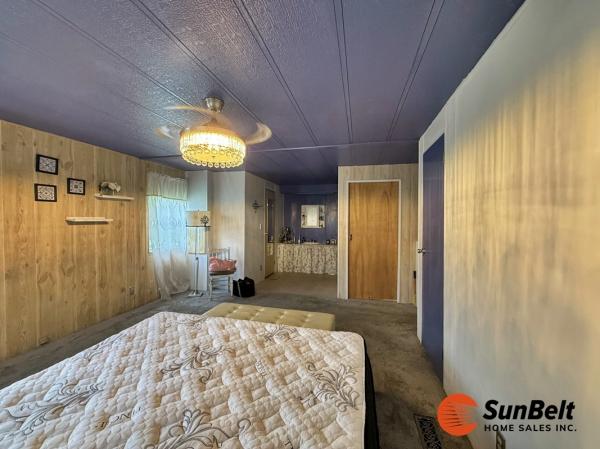1983 PALM Manufactured Home