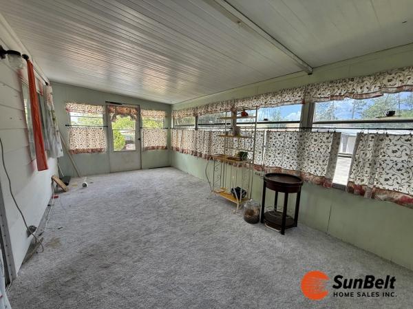 1983 PALM Manufactured Home