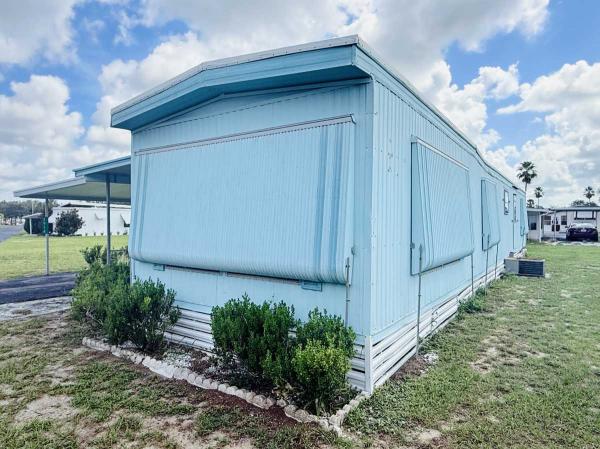 Photo 1 of 2 of home located at 2914 Bruce Ln Sebring, FL 33870