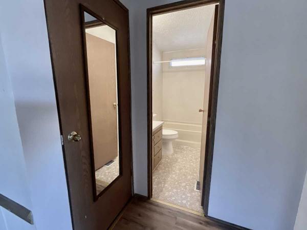 1990 Champion Woodridge Manufactured Home