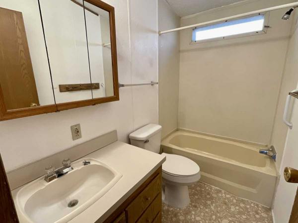 1990 Champion Woodridge Manufactured Home