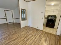 1990 Champion Woodridge Manufactured Home
