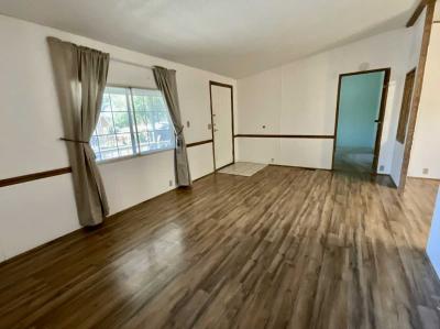 Photo 2 of 30 of home located at 41 Chianti Way Reno, NV 89512
