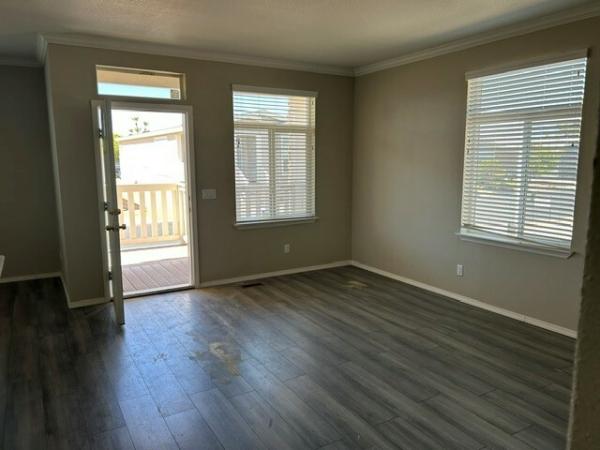 2023 Champion CT-2410 Manufactured Home