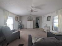 1999 Holly Park Mobile Home
