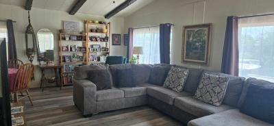 Photo 2 of 14 of home located at 920 Coconut Way Bakersfield, CA 93301