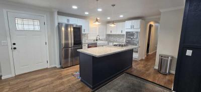 Photo 4 of 18 of home located at 4301 Jewett Ave Bakersfield, CA 93301